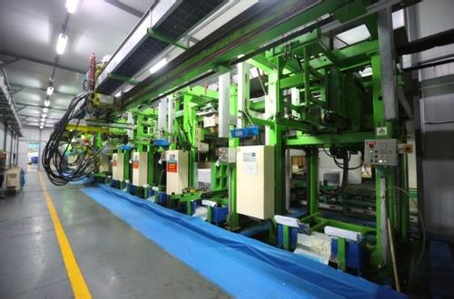 海信冰箱智能工廠:踐行兩化融合 角逐世界高端市場 海信冰箱智能工廠:踐行兩化融合 角逐世界高端市場